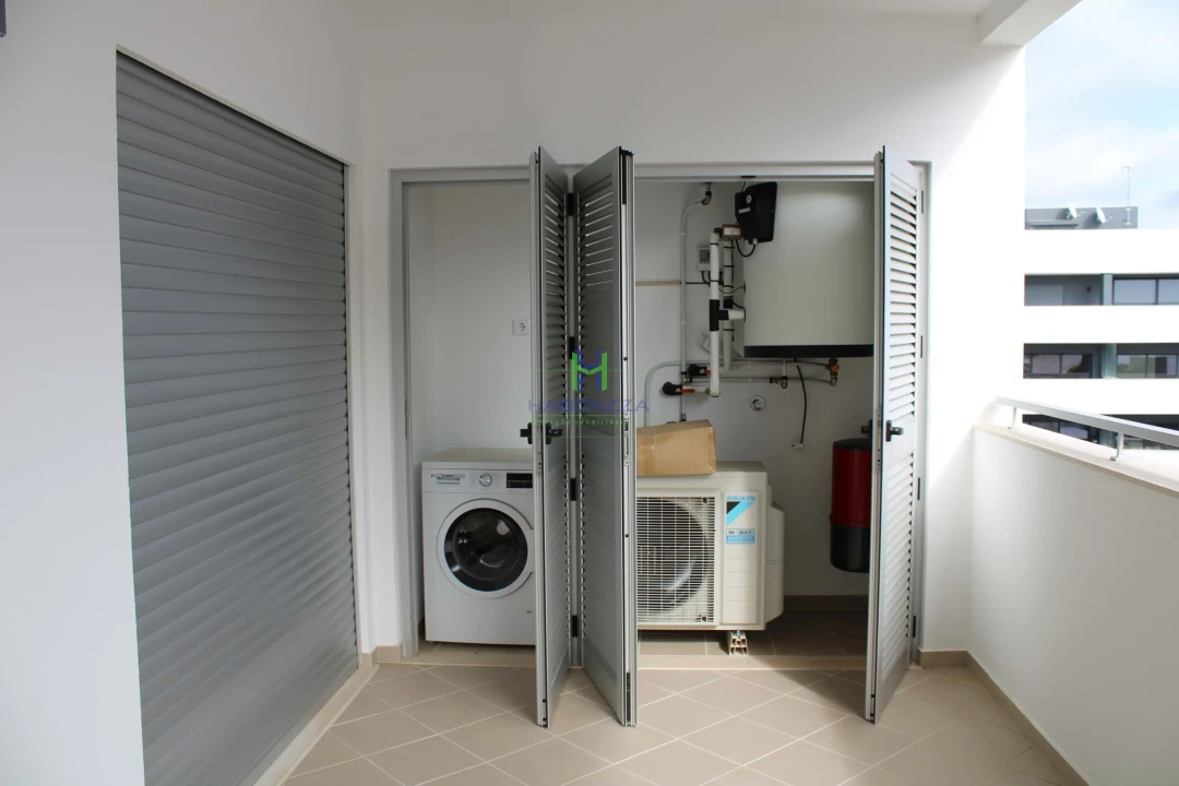 Apartamento T2 para Arrendamento em Lagos (São Sebastião e Santa Maria) Foto 24