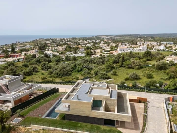 Moradia T4 para Venda em Lagos (São Sebastião e Santa Maria)
