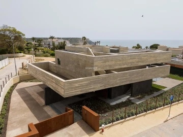 Moradia T4 para Venda em Lagos (São Sebastião e Santa Maria)