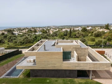 Moradia T4 para Venda em Lagos (São Sebastião e Santa Maria)