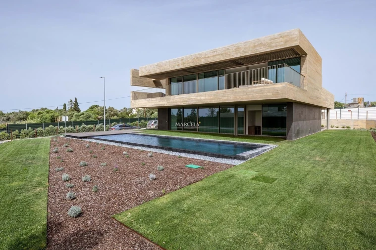 Moradia T4 para Venda em Lagos (São Sebastião e Santa Maria) Foto 50