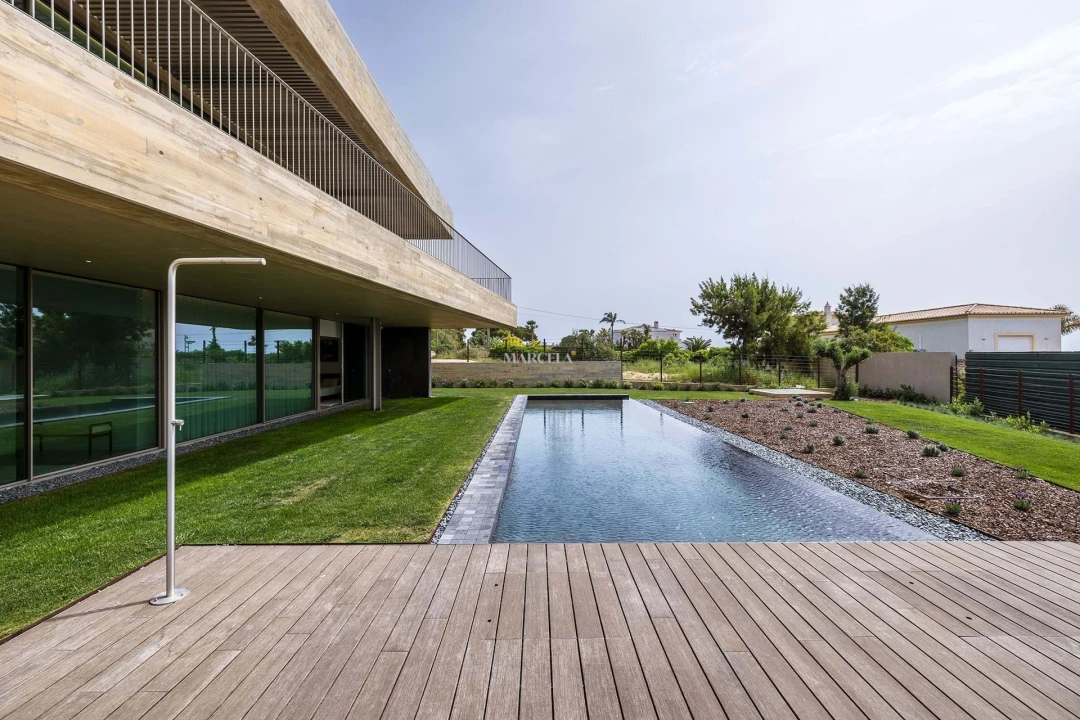 Moradia T4 para Venda em Lagos (São Sebastião e Santa Maria) Foto 4