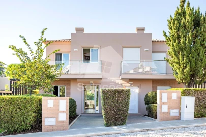 Moradia T3 para Venda em Lagoa e Carvoeiro