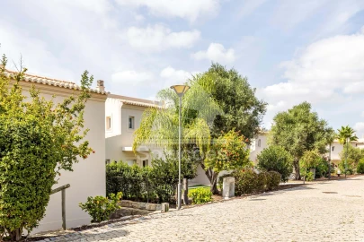 Moradia T2 para Venda em Lagoa e Carvoeiro