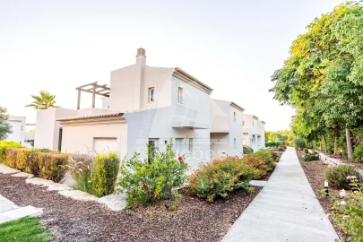 Moradia T2 para Venda em Lagoa e Carvoeiro