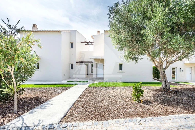 Moradia T2 para Venda em Lagoa e Carvoeiro Foto 4