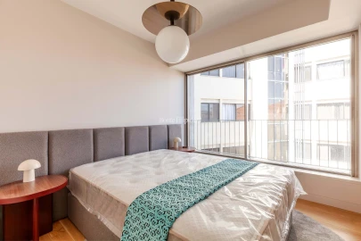 Apartamento T3 para Arrendamento em Santo António