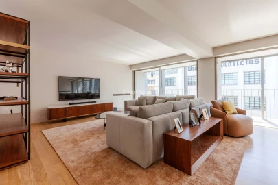 Apartamento T3 para Arrendamento em Santo António