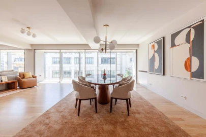 Apartamento T3 para Arrendamento em Santo António