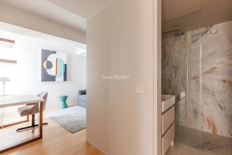 Apartamento T3 para Arrendamento em Santo António Foto 31