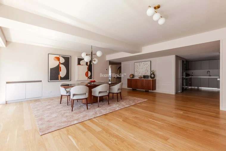 Apartamento T3 para Arrendamento em Santo António Foto 8