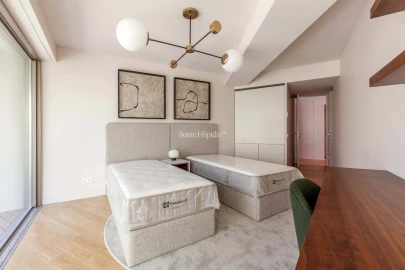 Apartamento T3 para Arrendamento em Santo António