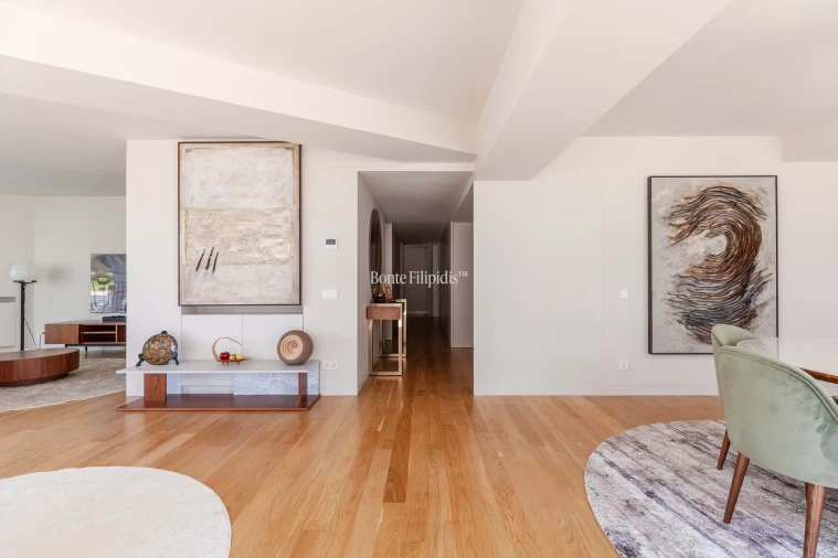 Apartamento T3 para Arrendamento em Santo António Foto 17