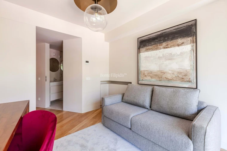 Apartamento T3 para Arrendamento em Santo António Foto 28