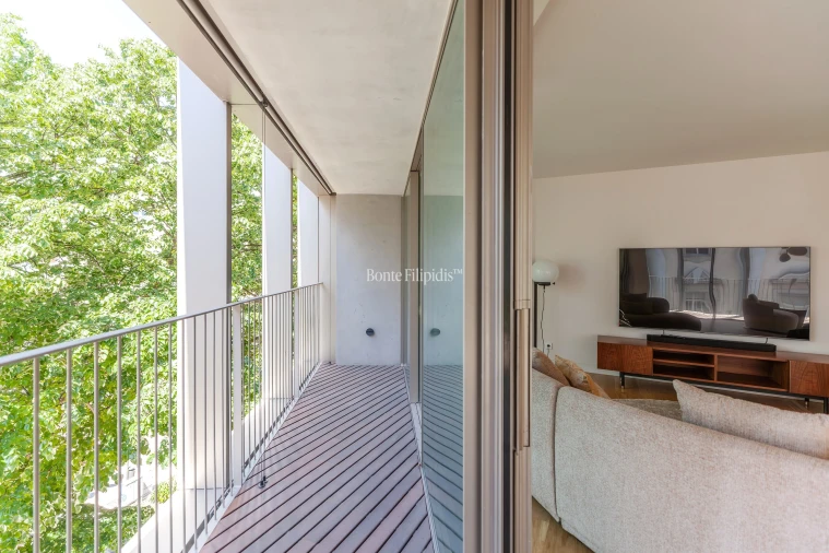 Apartamento T3 para Arrendamento em Santo António Foto 22