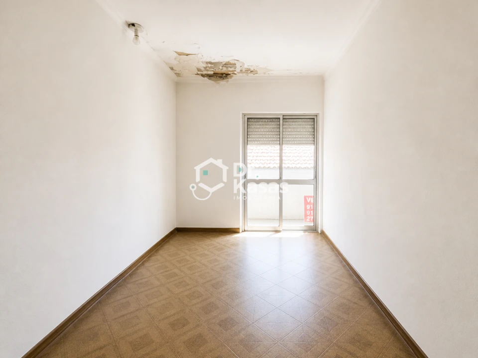 Apartamento T1 para Venda em Baixa da Banheira e Vale da Amoreira Foto 4