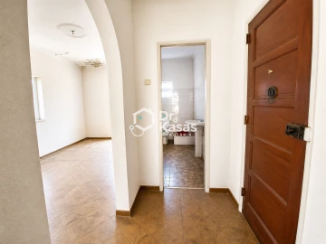 Apartamento T1 para Venda em Baixa da Banheira e Vale da Amoreira