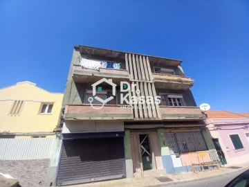 Apartamento T1 para Venda em Baixa da Banheira e Vale da Amoreira