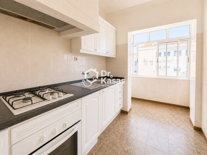 Apartamento T1 para Venda em Baixa da Banheira e Vale da Amoreira