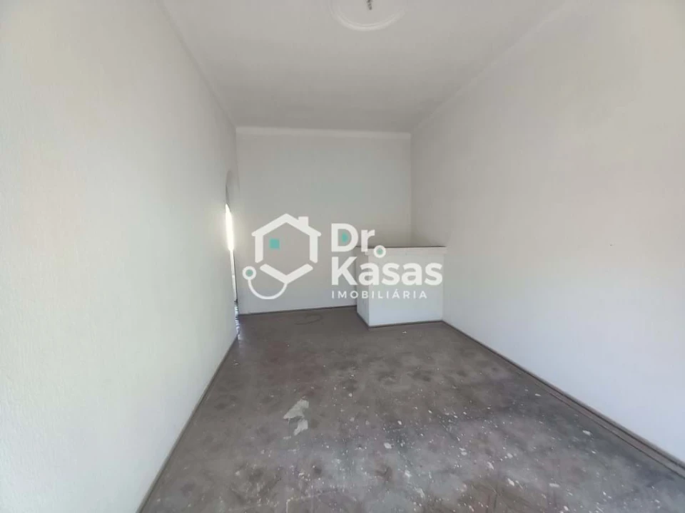 Apartamento T1 para Venda em Baixa da Banheira e Vale da Amoreira Foto 3