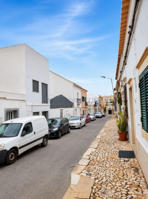 Terreno para Venda em Faro (Sé e São Pedro)