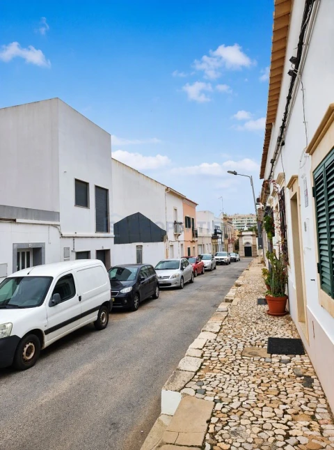 Terreno para Venda em Faro (Sé e São Pedro)