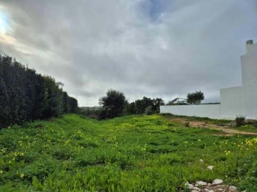 Terreno para Venda em Faro (Sé e São Pedro)