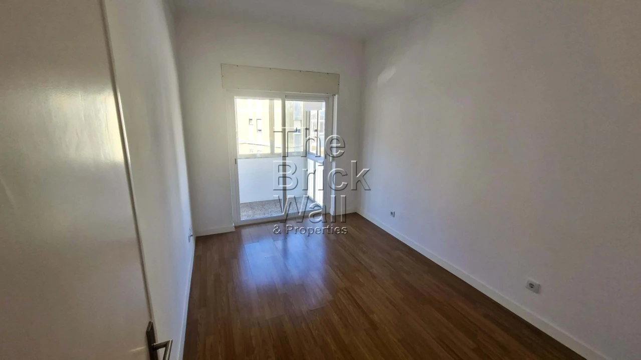 Apartamento T2 para Arrendamento em Póvoa de Santa Iria e Forte da Casa Foto 17