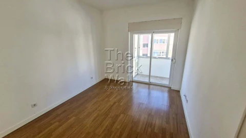 Apartamento T2 para Arrendamento em Póvoa de Santa Iria e Forte da Casa