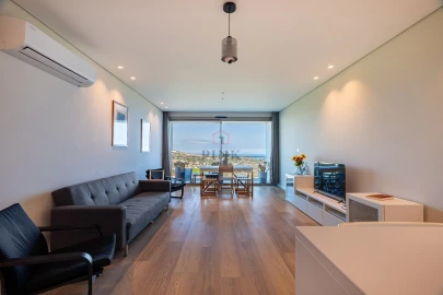 Apartamento T2 para Venda em Estreito de Camara de Lobos