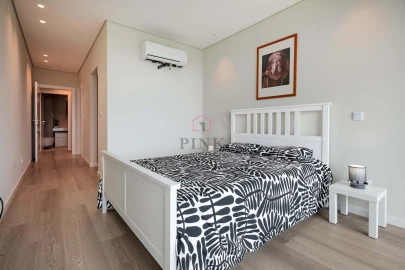 Apartamento T2 para Venda em Estreito de Camara de Lobos