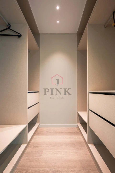 Apartamento T2 para Venda em Estreito de Camara de Lobos