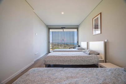 Apartamento T2 para Venda em Estreito de Camara de Lobos