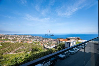 Apartamento T2 para Venda em Estreito de Camara de Lobos