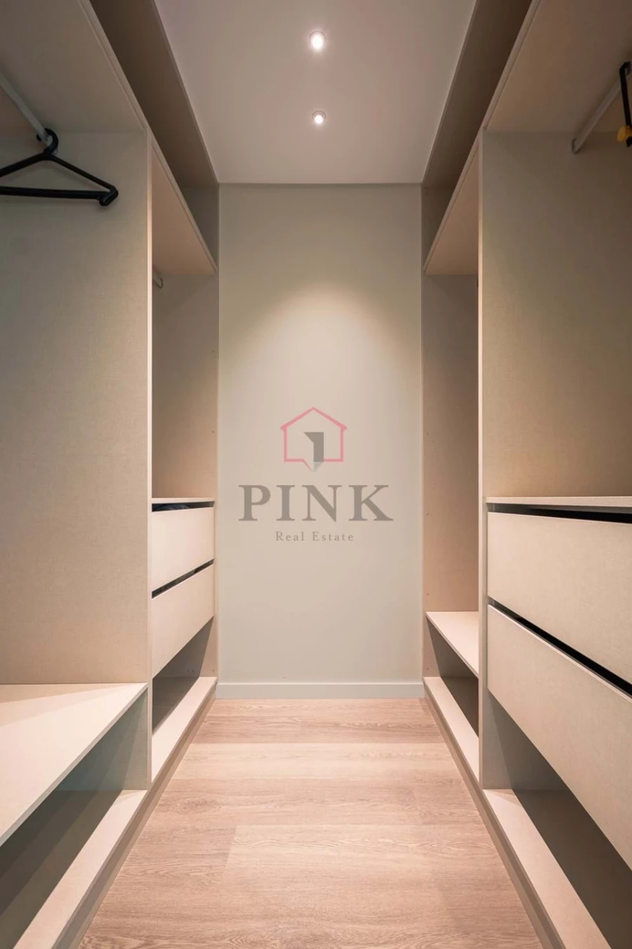 Apartamento T2 para Venda em Estreito de Camara de Lobos Foto 17