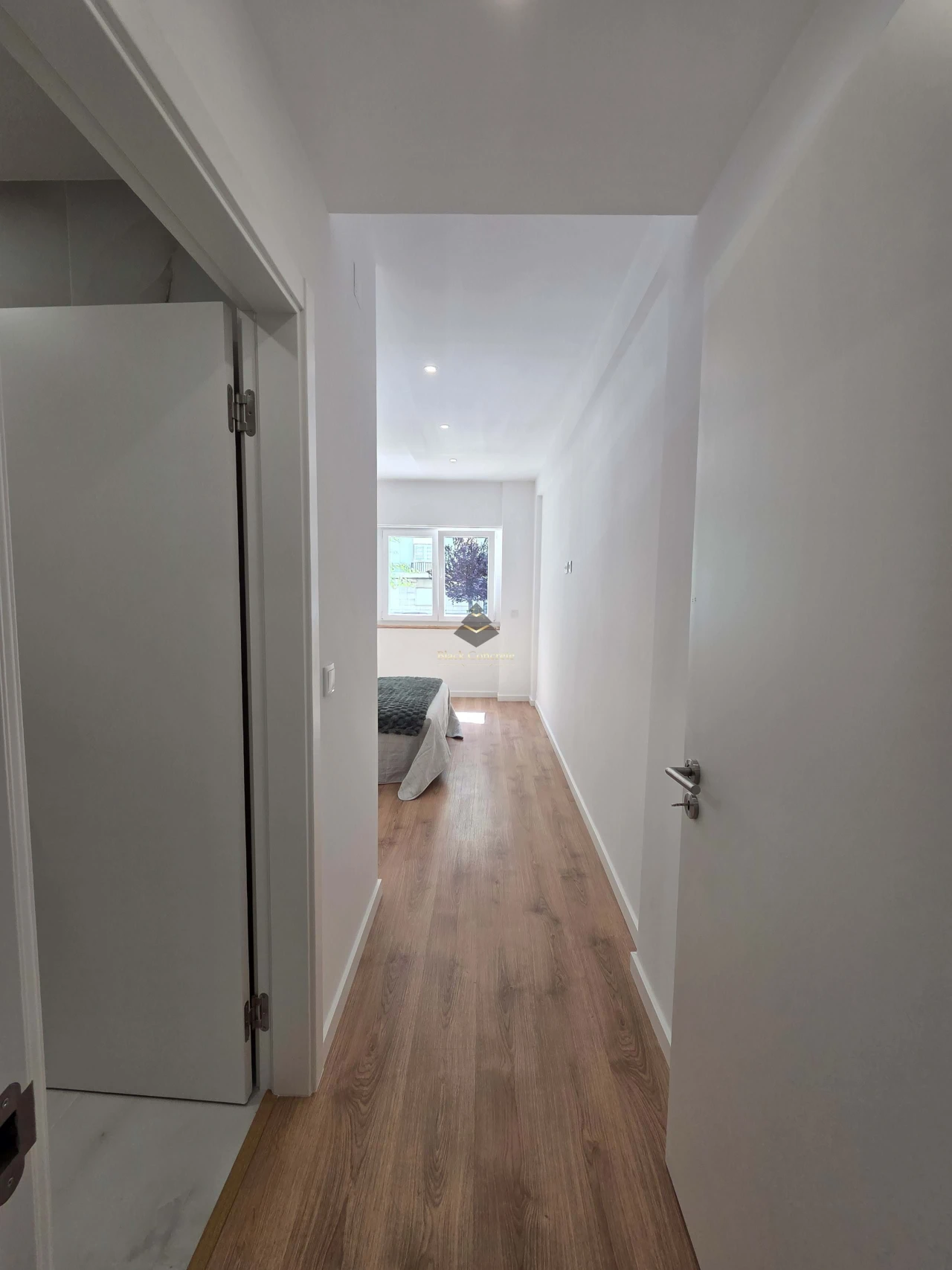 Apartamento T2 para Venda em Benfica Foto 5