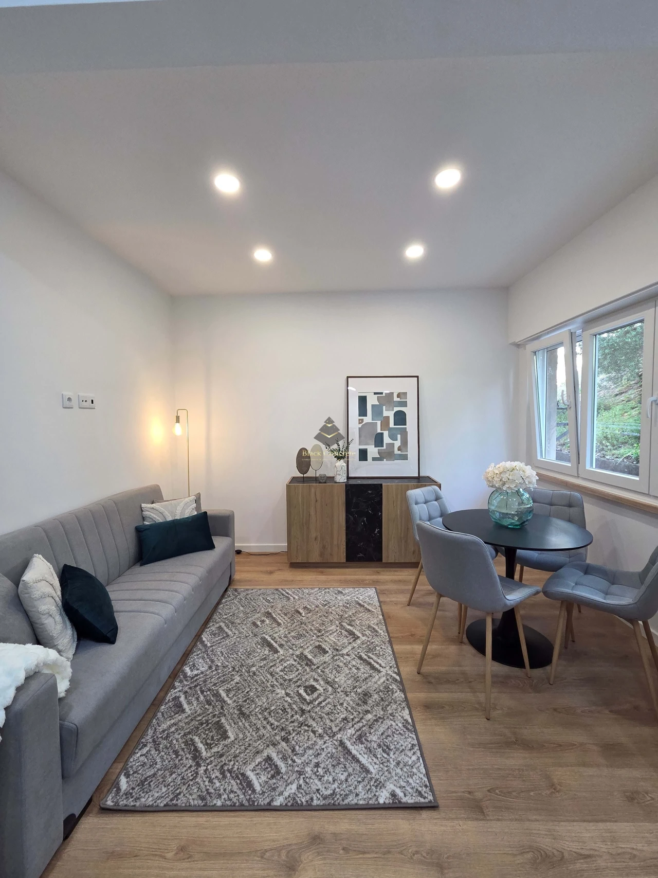 Apartamento T2 para Venda em Benfica Foto 4