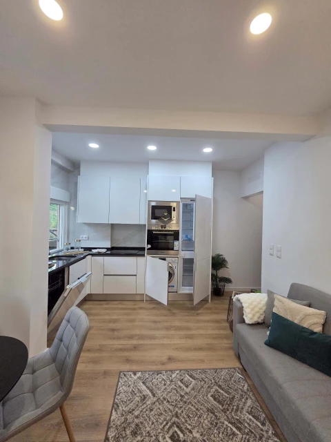 Apartamento T2 para Venda em Benfica