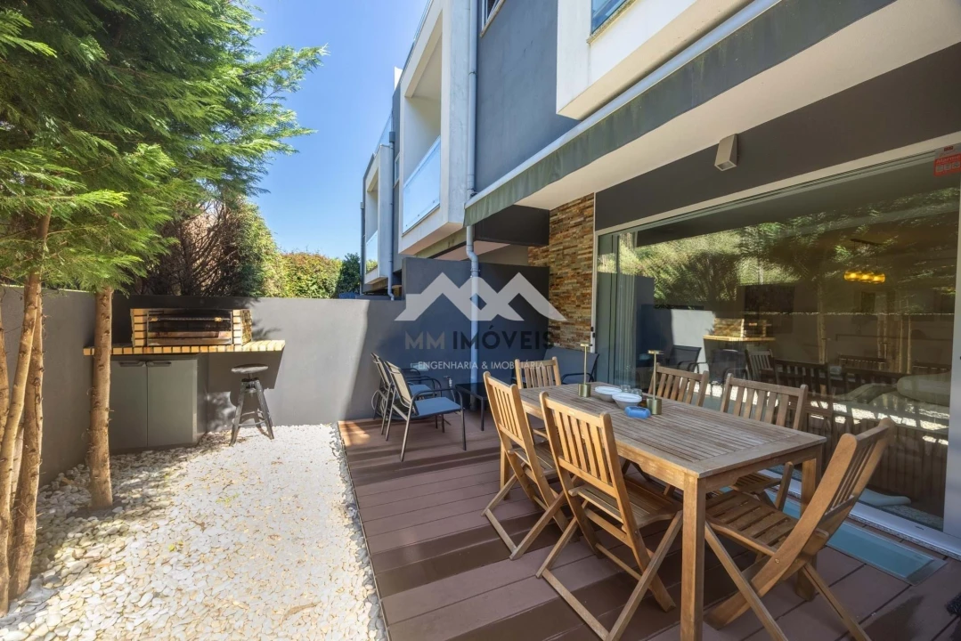 Moradia T4 para Venda em Ermesinde Foto 16