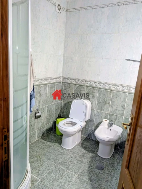 Moradia T5 para Venda em Rio de Loba