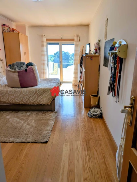 Moradia T5 para Venda em Rio de Loba