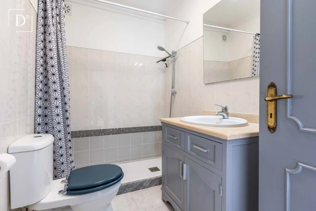 Apartamento T1 para Venda em Olhão Foto 15