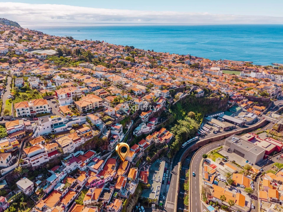 Moradia T3 para Venda em Funchal (Santa Maria Maior) Foto 30