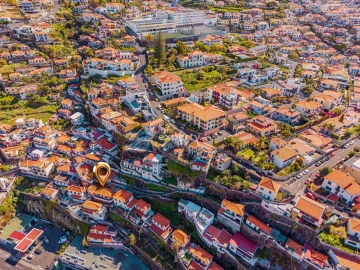 Moradia T3 para Venda em Funchal (Santa Maria Maior)