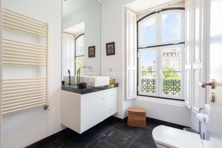 Apartamento T2 para Venda em Arroios Foto 17