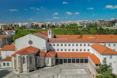 Moradia T3 para Venda em Odivelas