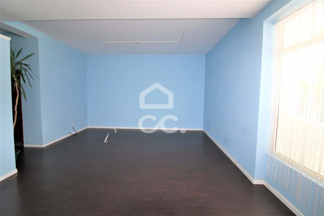 Negócio para Arrendamento em Santa Maria Maior Foto 7