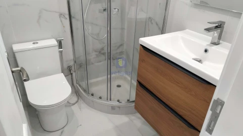 Apartamento T3 para Venda em Laranjeiro e Feijó