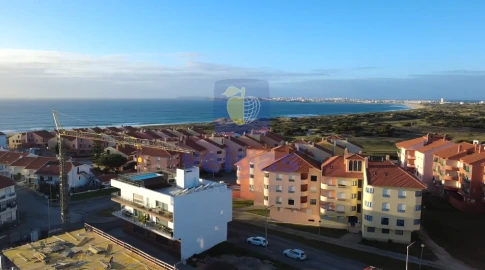 Apartamento T3 para Venda em Atouguia da Baleia