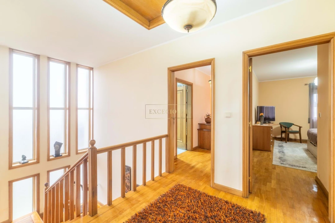 Moradia T4 para Venda em Santa Marinha e São Pedro da Afurada Foto 25